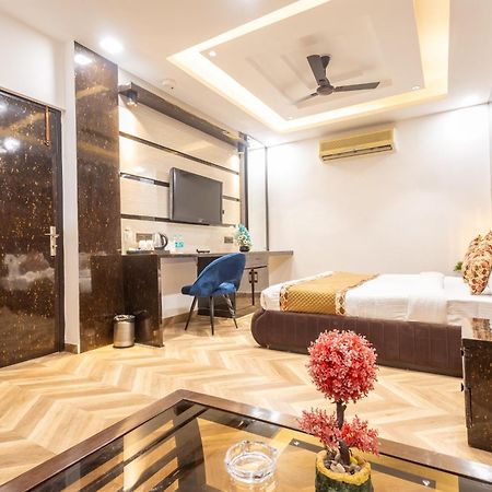 Hotel Cosmo Near Blk Hospital Karol Bagh Delhi  Exterior photo